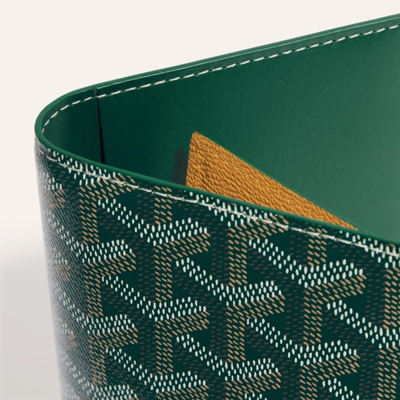 Goyard GRENELLE PASSPORT COVER Green | WKDX6972