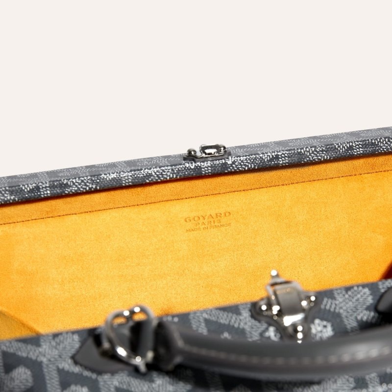 Goyard Grand Hôtel Trunk Bag Grey | BTJI7823